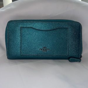 Excellent Condition Coach Wallet